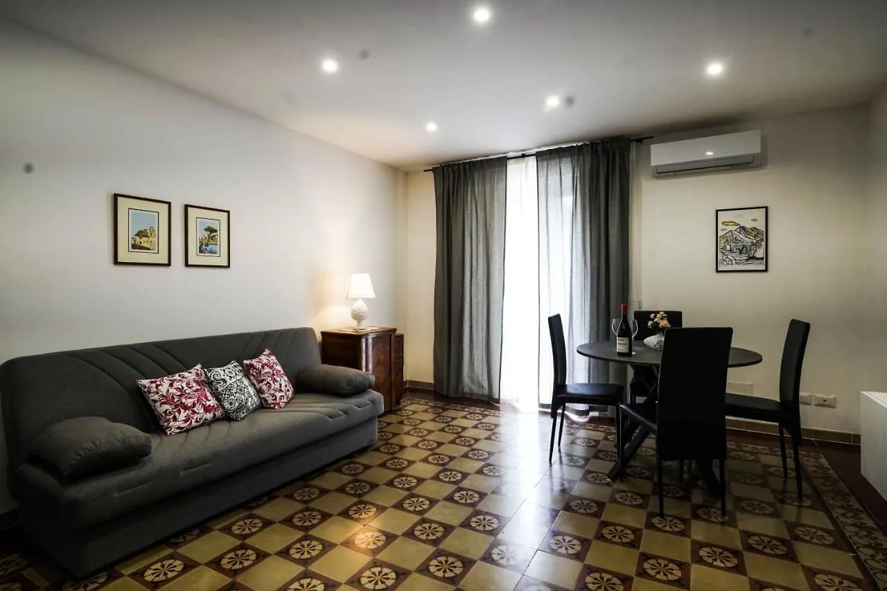Appartamento Catania Centro 0*,